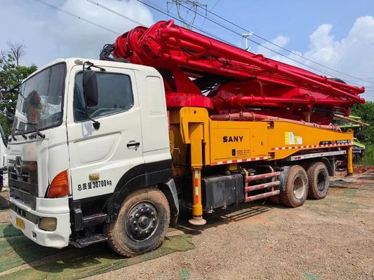 En 2012 Sany HINO Chasis 46 metros Caminos de bombeo de hormigón 5 cilindros y 5 mástiles