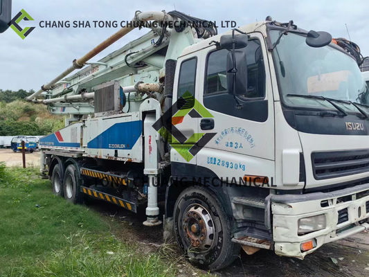 En 2011 Zoomlion ISUZU Chasis 38 M Caminos de bombeo de hormigón 5 cilindros y 5 mástiles